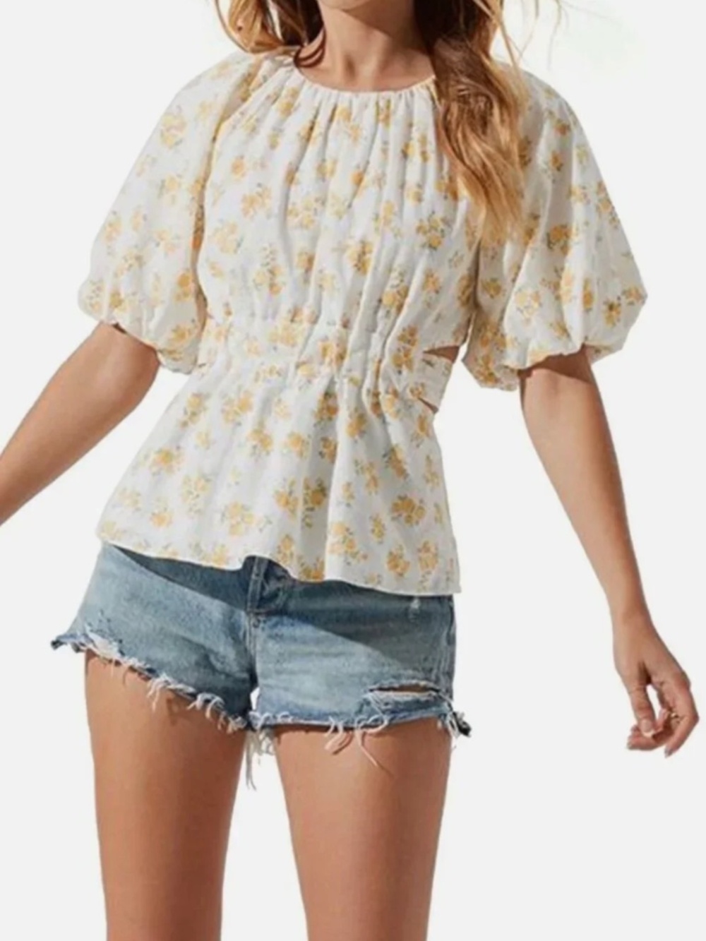 ASTR Linen Floral Top Size M 🌼